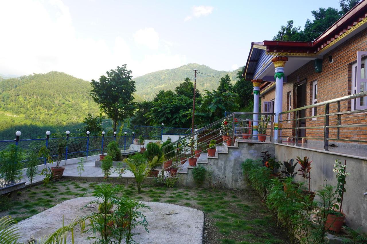 Lamjung Villa Bartar Exterior photo